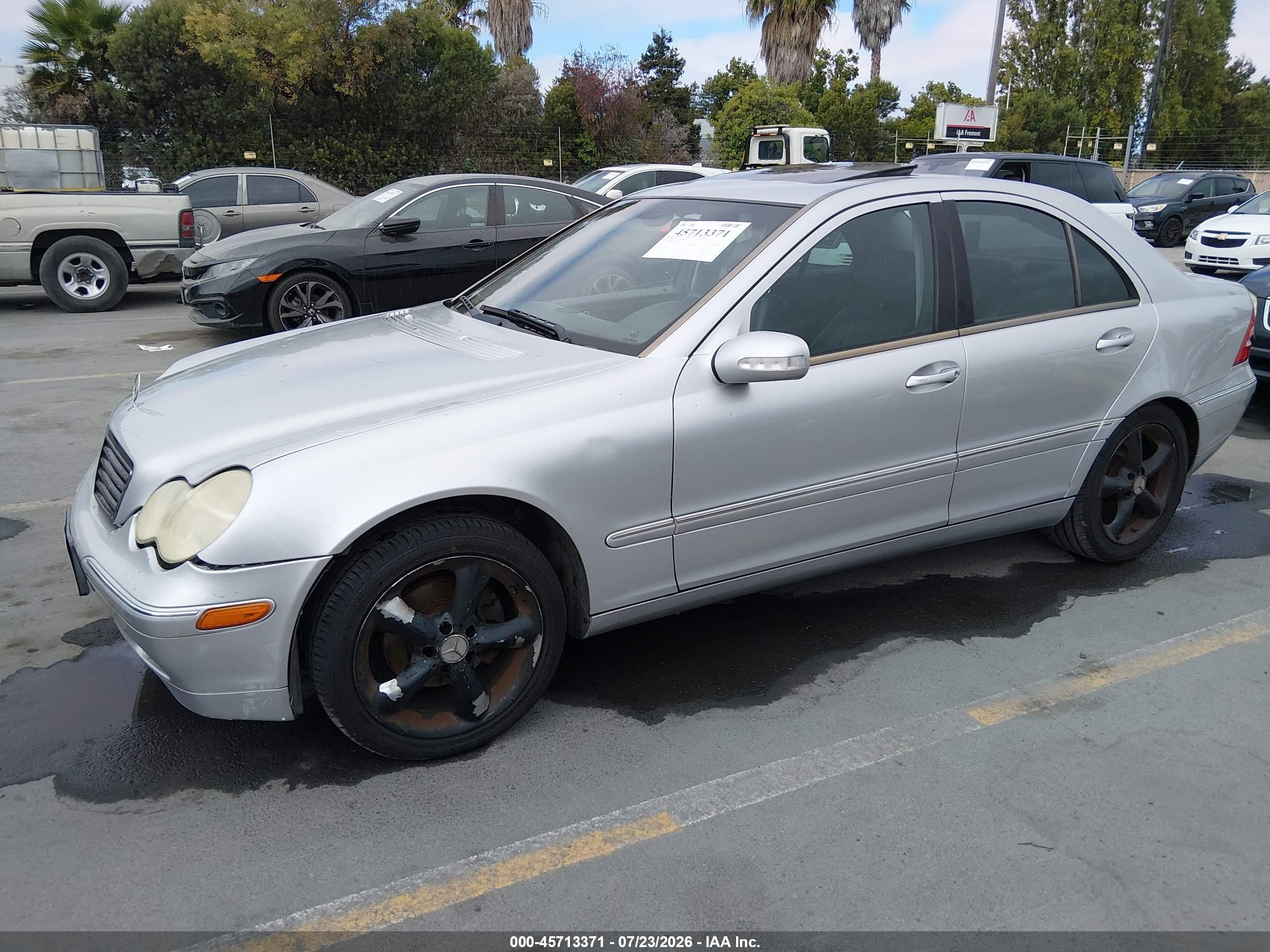 2002 MERCEDES-BENZ C 240 C240