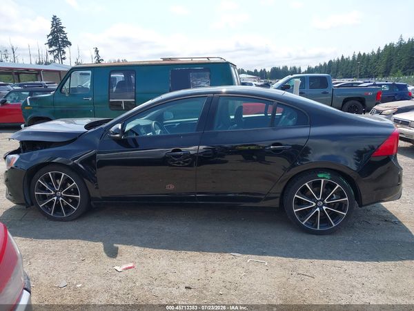 2018 VOLVO S60 T5 DYNAMIC