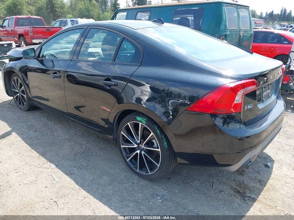 2018 VOLVO S60 T5 DYNAMIC