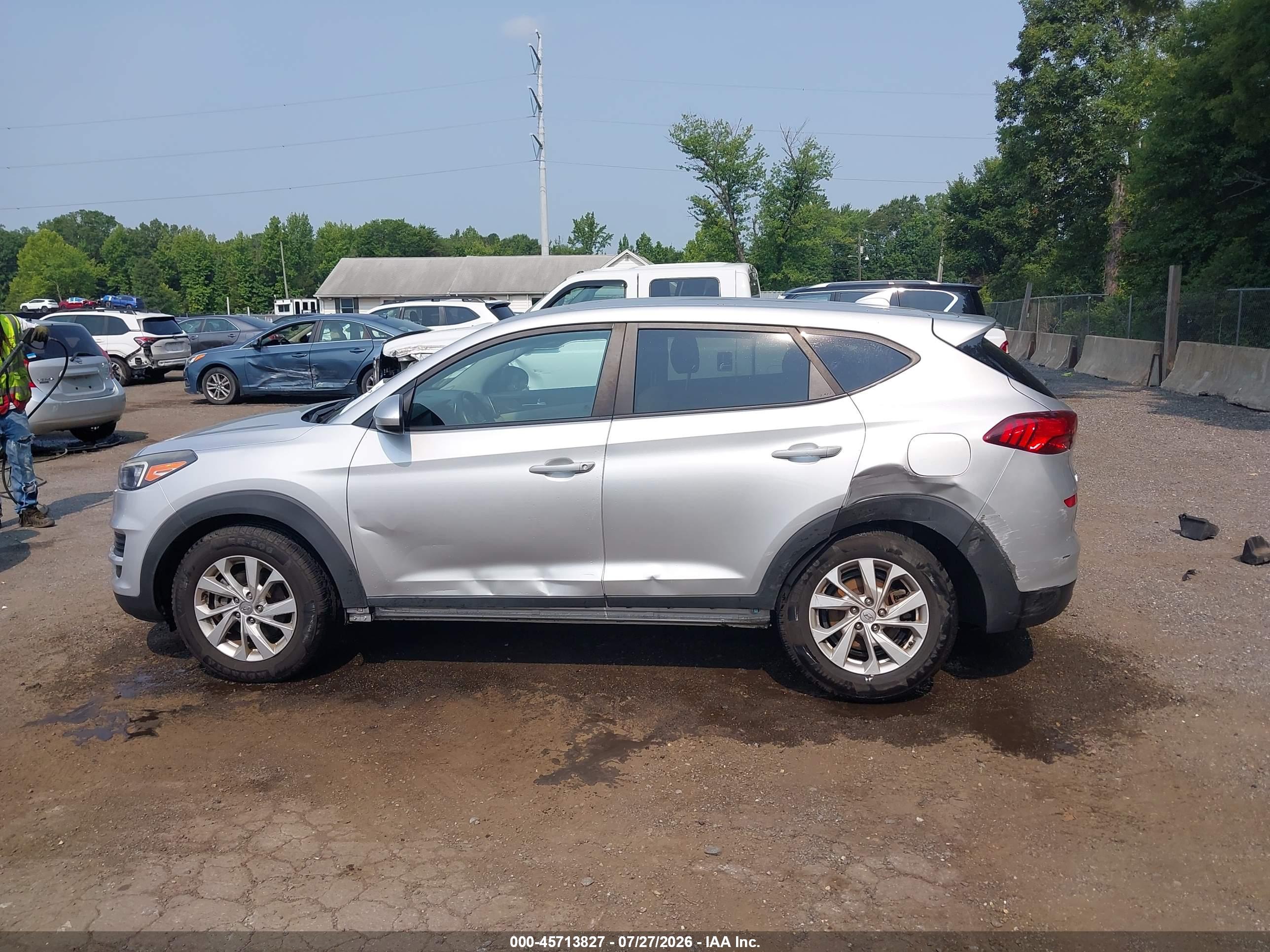 2019 HYUNDAI TUCSON SE