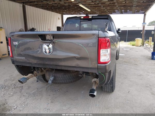 2022 RAM 1500 BIG HORN  4X2 6'4 BOX
