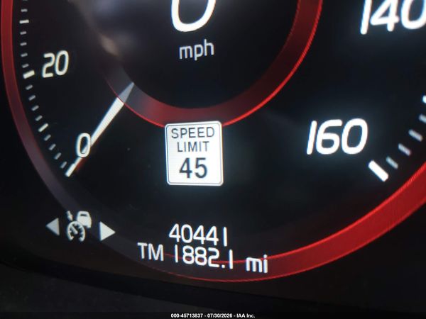 2022 VOLVO XC90 T5 MOMENTUM 7 PASSENGER