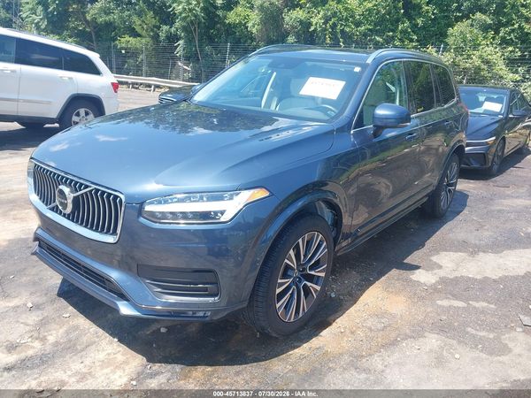 2022 VOLVO XC90 T5 MOMENTUM 7 PASSENGER