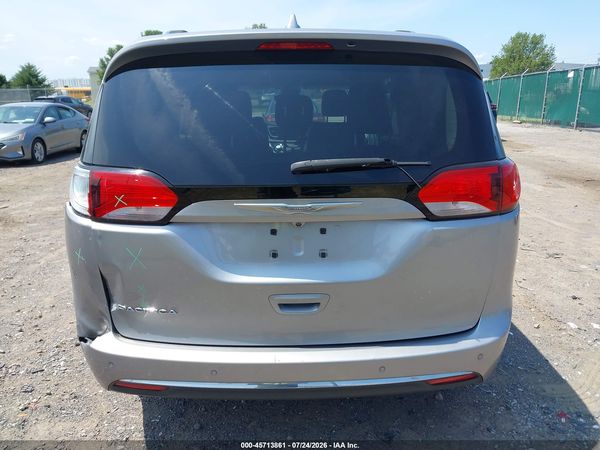 2017 CHRYSLER PACIFICA TOURING-L PLUS — I119