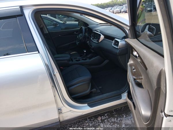 2019 KIA SORENTO 2.4L LX