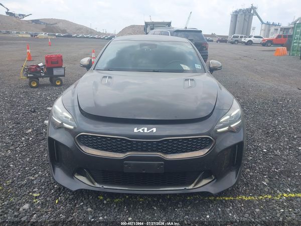 2022 KIA STINGER GT-LINE