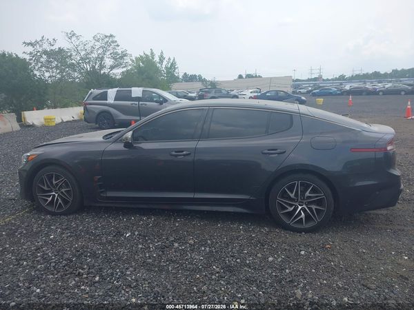2022 KIA STINGER GT-LINE