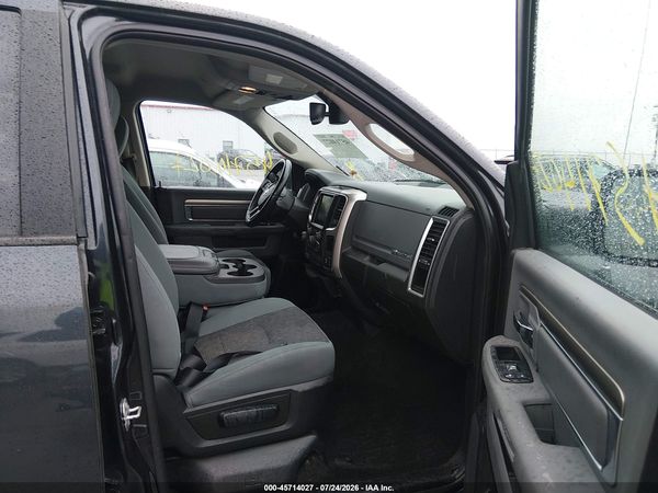 2017 RAM 1500 BIG HORN  4X4 5'7 BOX