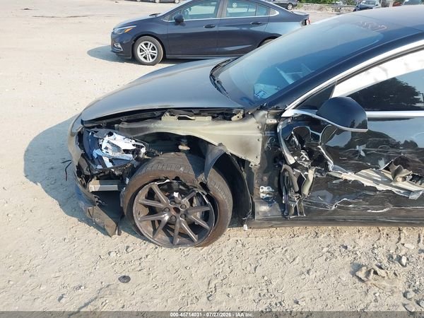 2018 TESLA MODEL 3 LONG RANGE/MID RANGE
