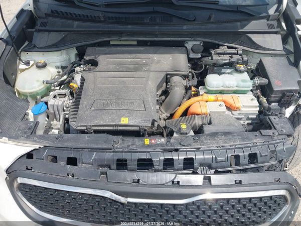 2018 KIA NIRO LX