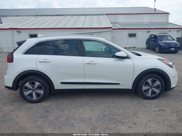 2018 KIA NIRO LX