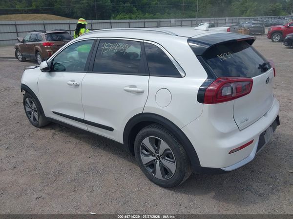 2018 KIA NIRO LX