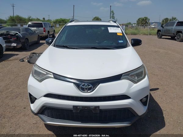 2016 TOYOTA RAV4 SE
