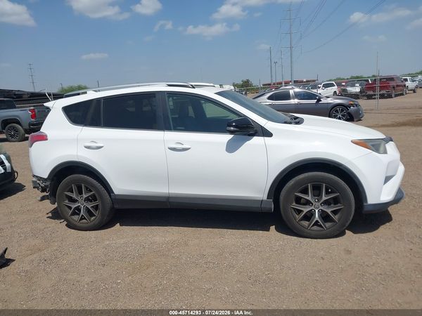 2016 TOYOTA RAV4 SE