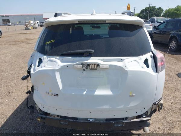 2016 TOYOTA RAV4 SE