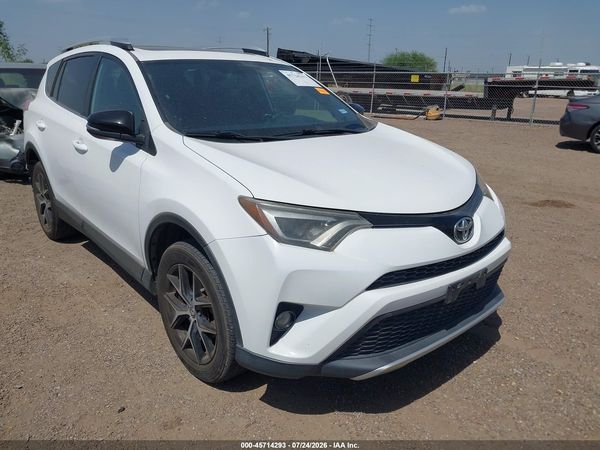 2016 TOYOTA RAV4 SE