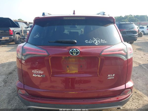 2018 TOYOTA RAV4 XLE