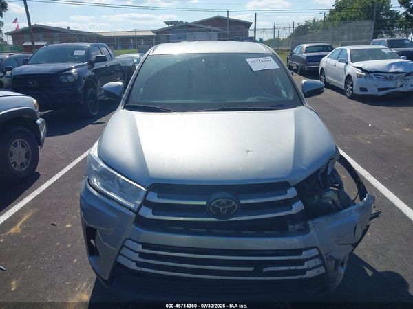 2019 TOYOTA HIGHLANDER LE