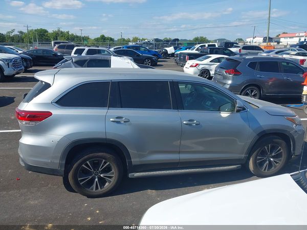 2019 TOYOTA HIGHLANDER LE