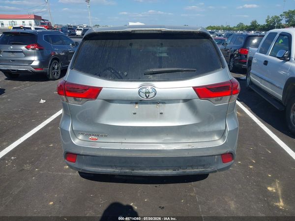 2019 TOYOTA HIGHLANDER LE