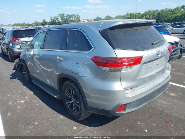 2019 TOYOTA HIGHLANDER LE