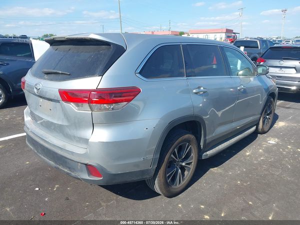 2019 TOYOTA HIGHLANDER LE