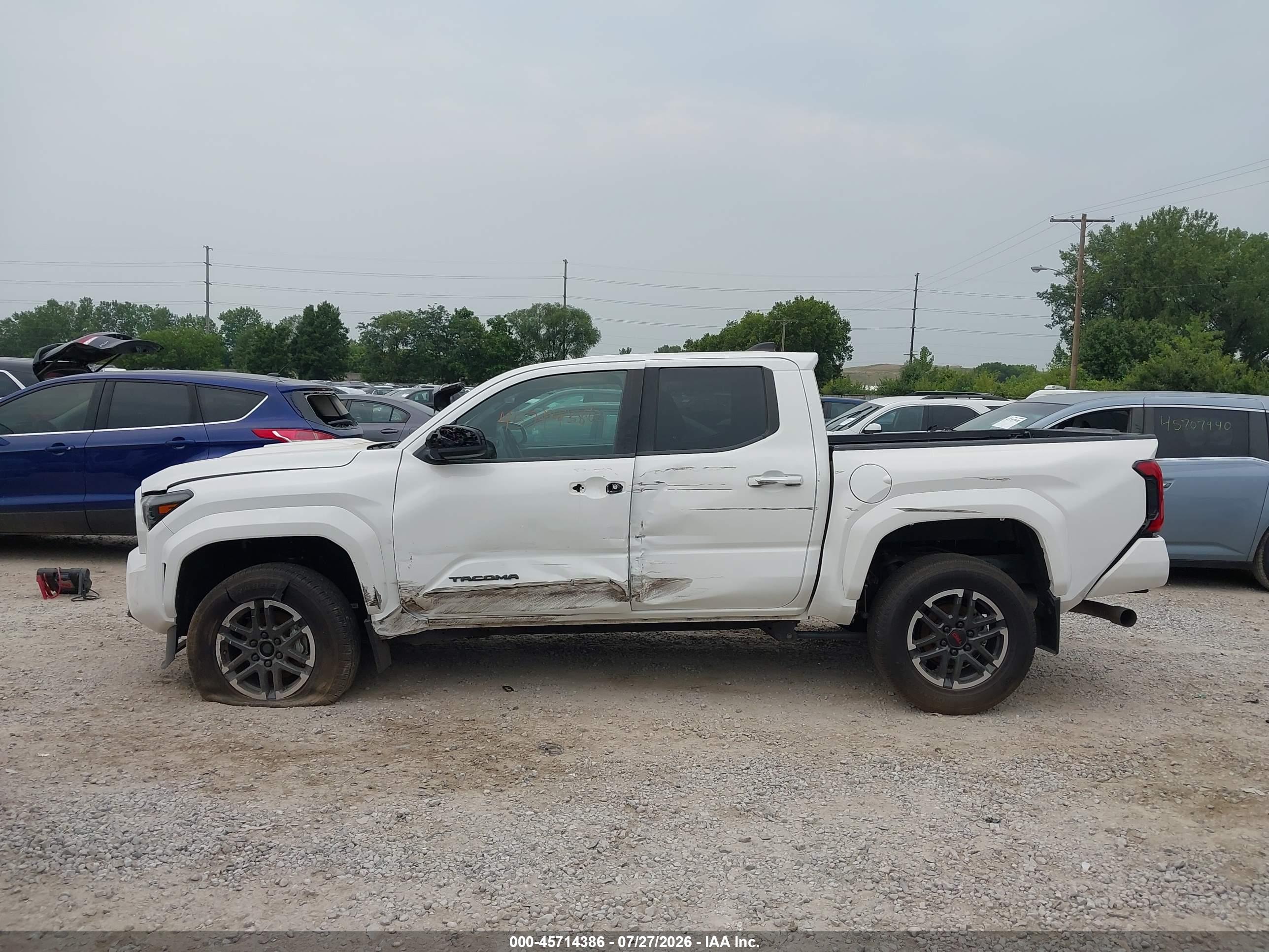 2024 TOYOTA TACOMA TRD SPORT