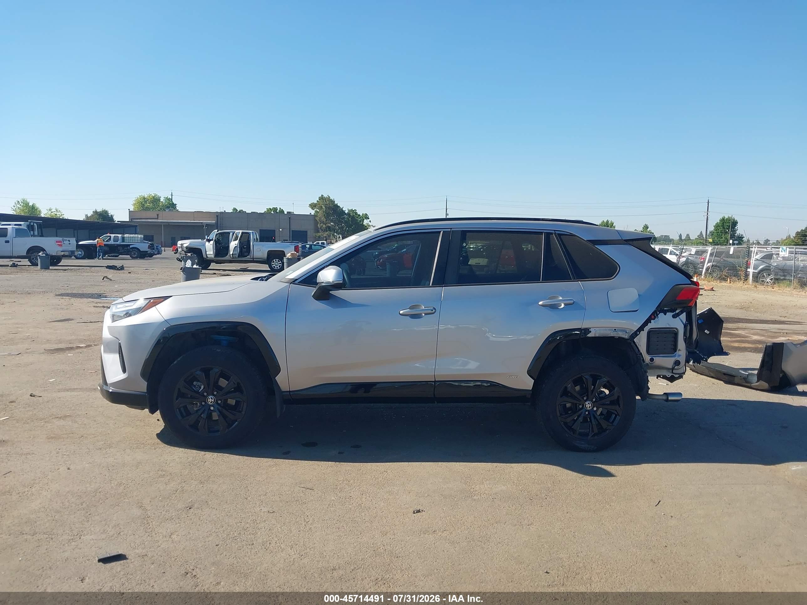 2022 TOYOTA RAV4 HYBRID SE