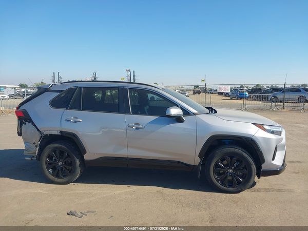 2022 TOYOTA RAV4 HYBRID SE