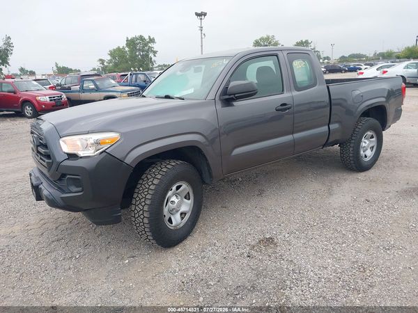 2018 TOYOTA TACOMA SR