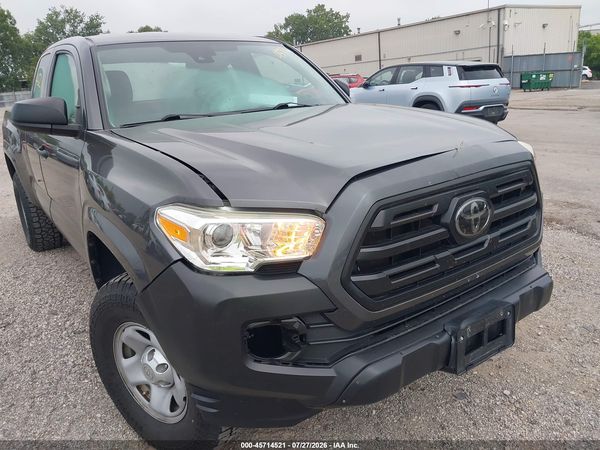 2018 TOYOTA TACOMA SR