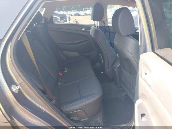 2021 HYUNDAI TUCSON SE