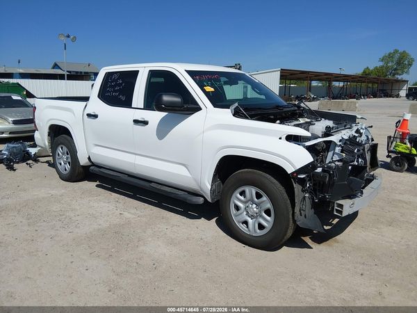 2025 TOYOTA TUNDRA SR