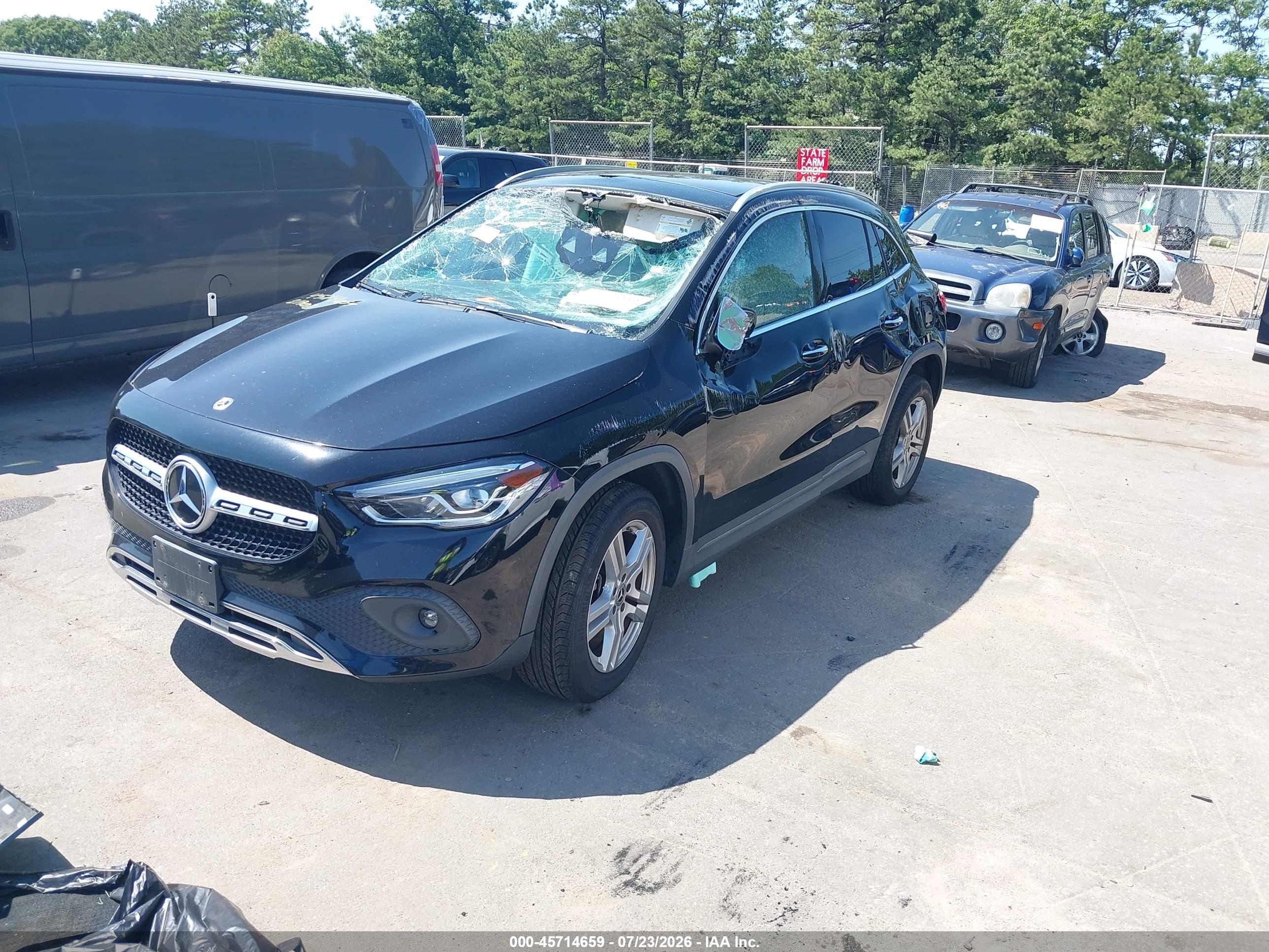 2021 MERCEDES-BENZ GLA 250 4MATIC