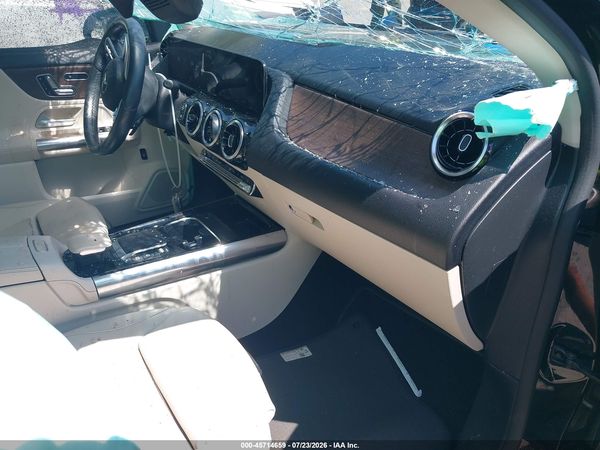 2021 MERCEDES-BENZ GLA 250 4MATIC