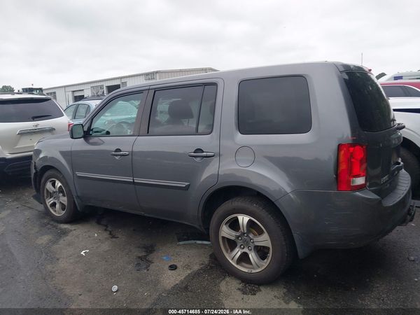 2015 HONDA PILOT SE