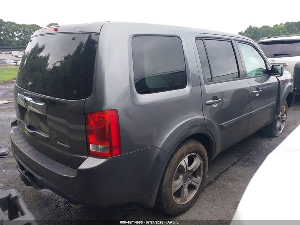 2015 HONDA PILOT SE