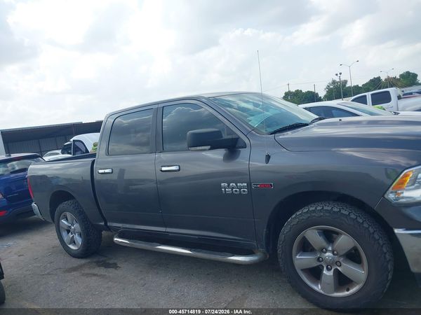 2016 RAM 1500 SLT