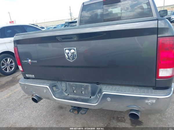 2016 RAM 1500 SLT