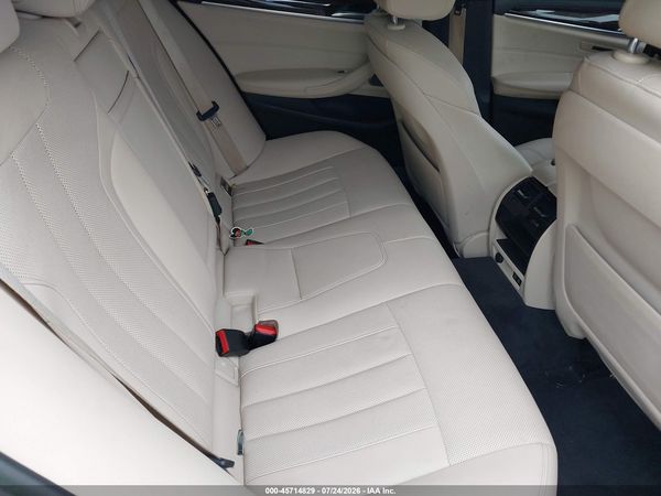 2021 BMW 530I