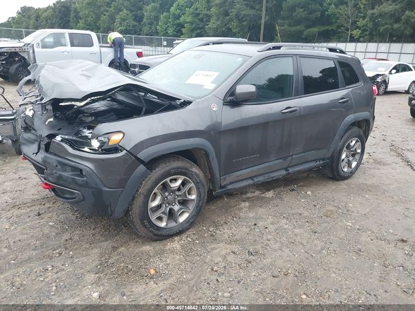 2019 JEEP CHEROKEE TRAILHAWK 4X4