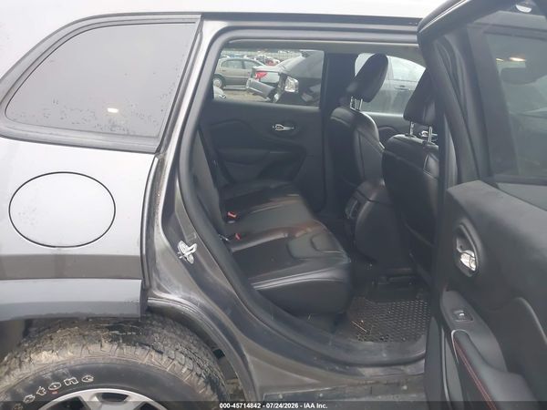 2019 JEEP CHEROKEE TRAILHAWK 4X4