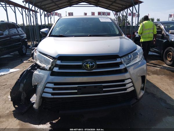2018 TOYOTA HIGHLANDER LE PLUS