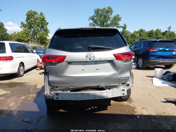 2018 TOYOTA HIGHLANDER LE PLUS