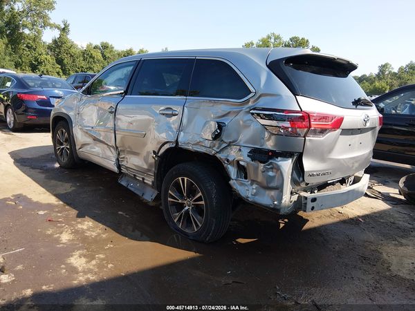 2018 TOYOTA HIGHLANDER LE PLUS