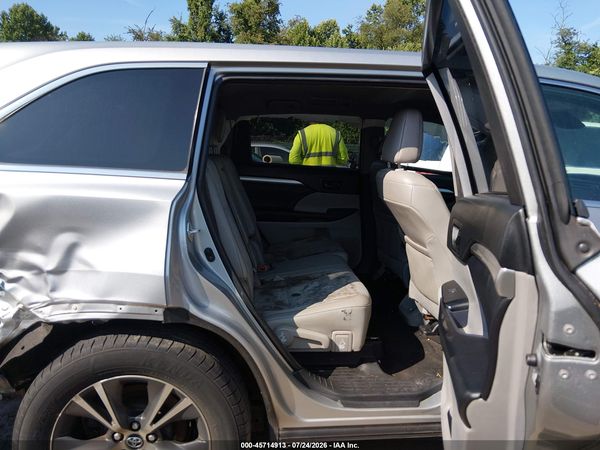 2018 TOYOTA HIGHLANDER LE PLUS