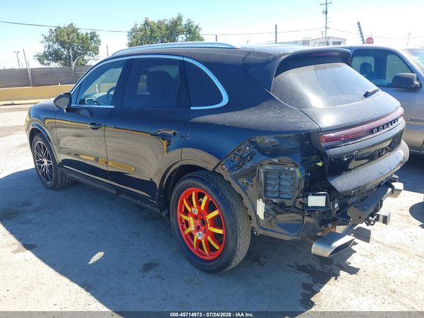 2024 PORSCHE CAYENNE
