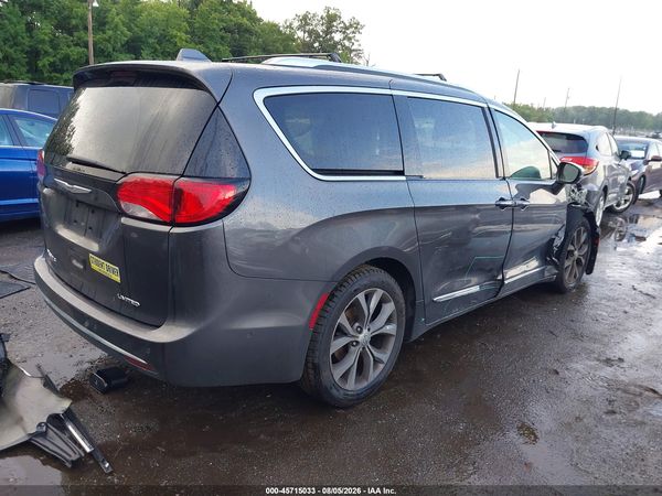 2019 CHRYSLER PACIFICA LIMITED