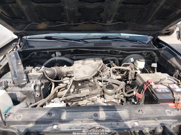 2019 TOYOTA TACOMA SR
