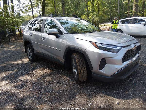 2025 TOYOTA RAV4 HYBRID XLE
